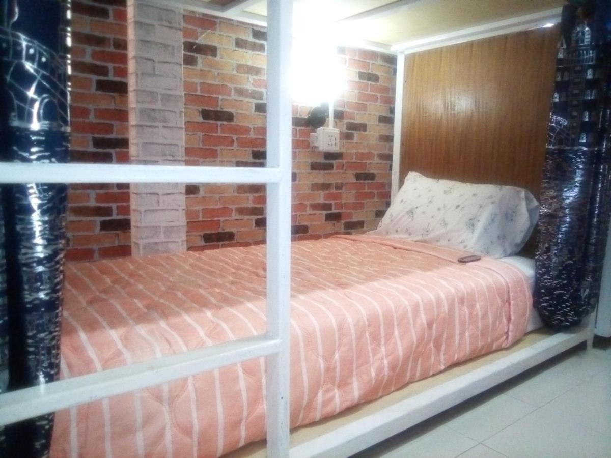 Bed and Breakfast Ban Kru Ae Mixed Dorm Bangkok Exteriér fotografie