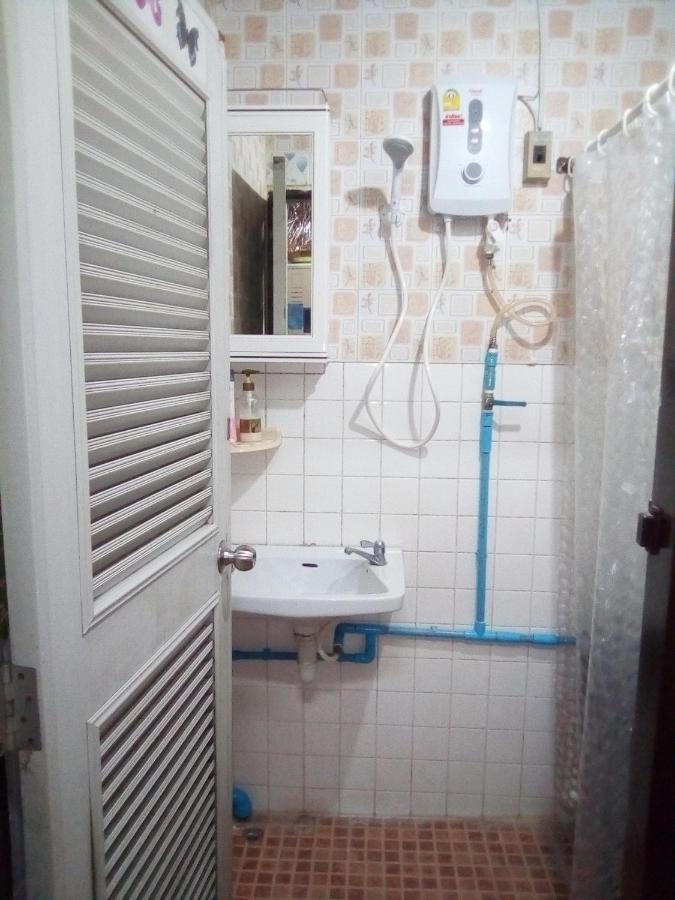 Bed and Breakfast Ban Kru Ae Mixed Dorm Bangkok Exteriér fotografie